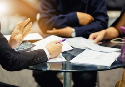 loan-consultant-1024×682-1